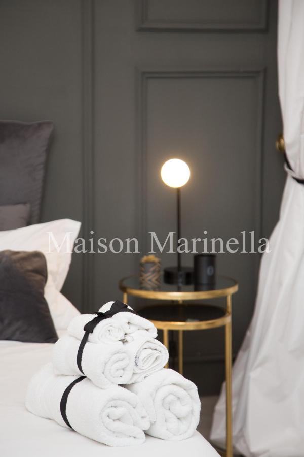Maison M Napoli Boutique Rooms Bagian luar foto