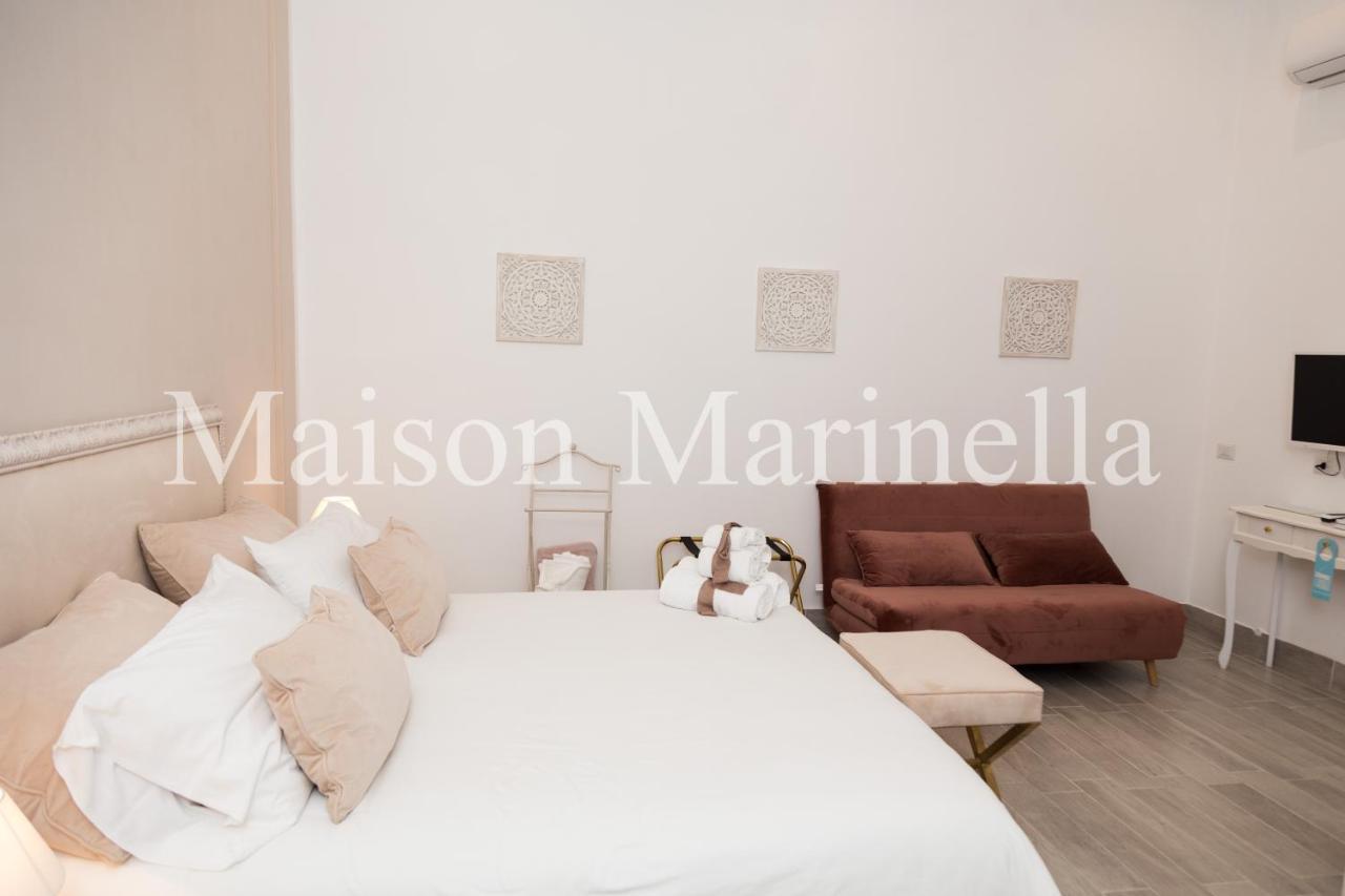 Maison M Napoli Boutique Rooms Bagian luar foto