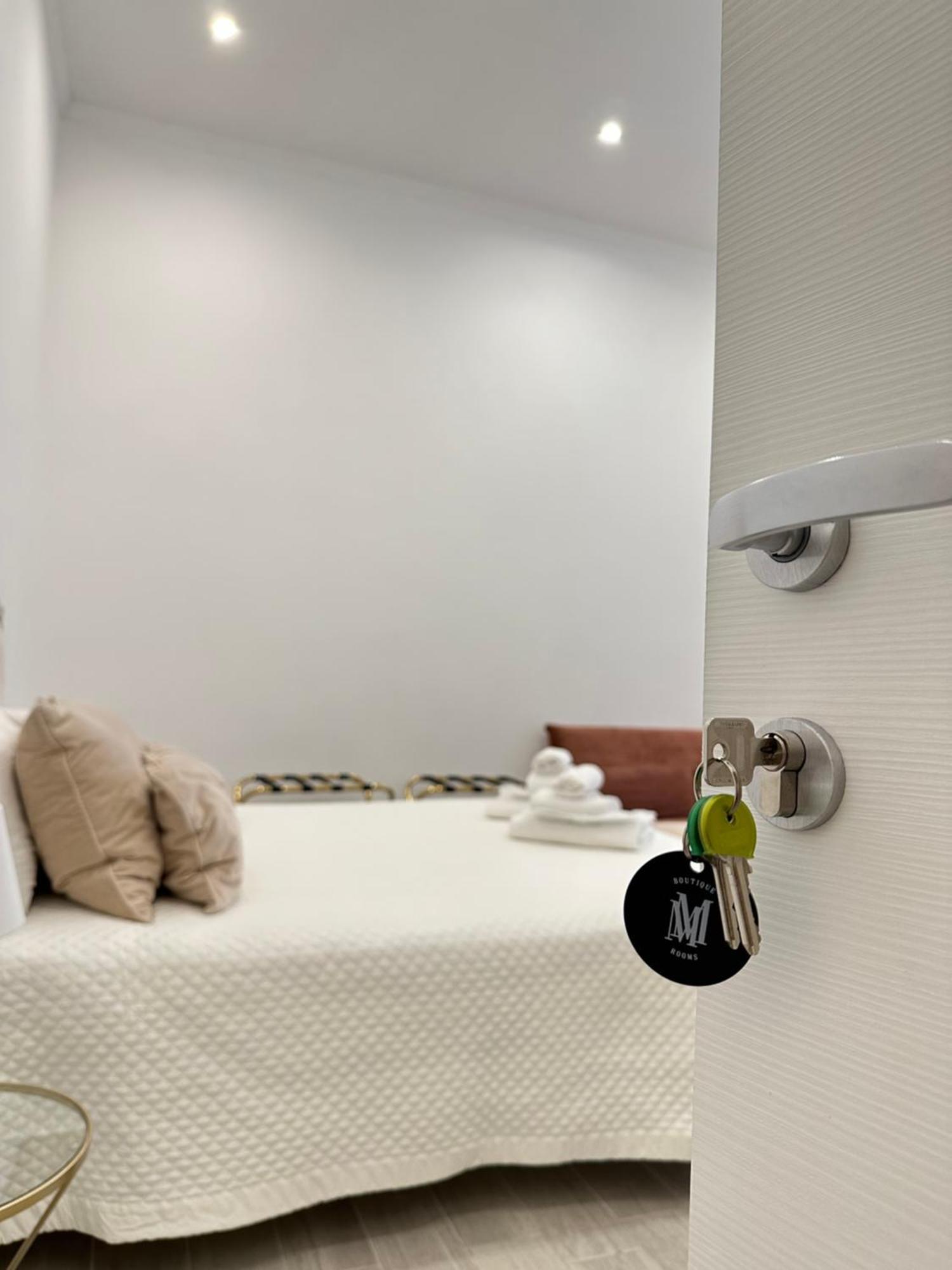 Maison M Napoli Boutique Rooms Bagian luar foto