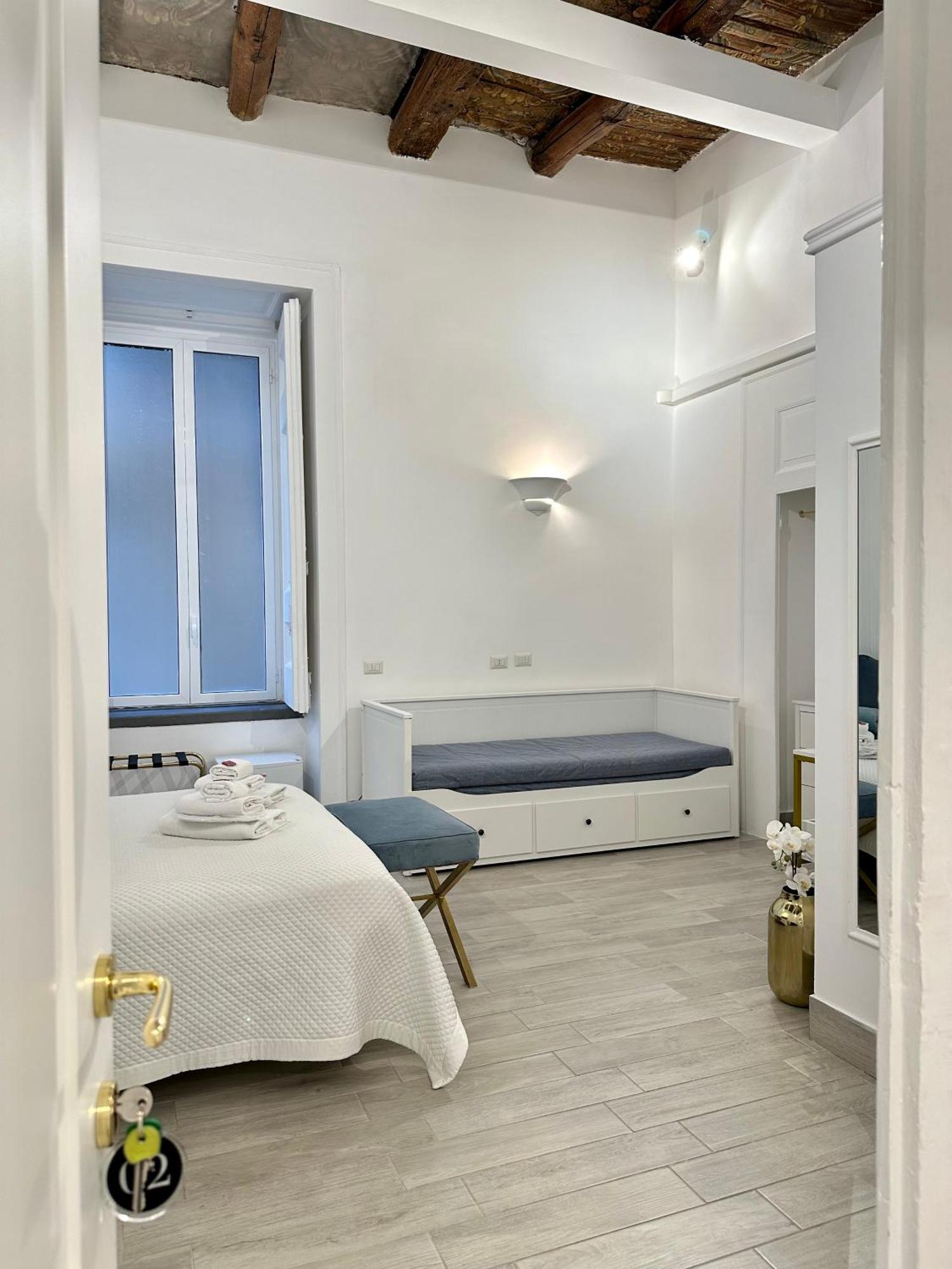 Maison M Napoli Boutique Rooms Bagian luar foto