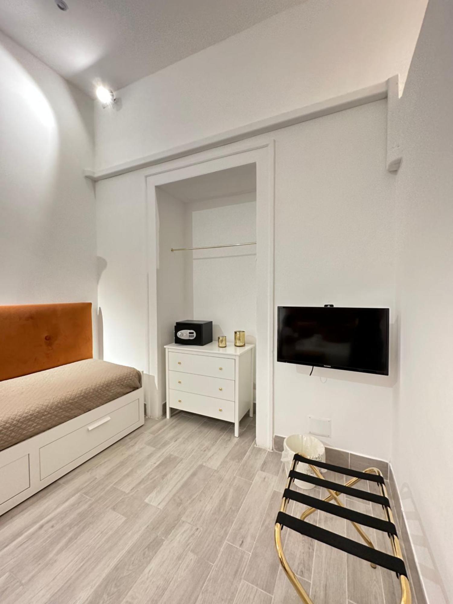 Maison M Napoli Boutique Rooms Bagian luar foto